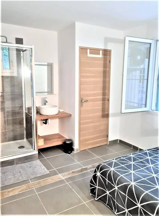 Salle d'eau après rénovation locatif