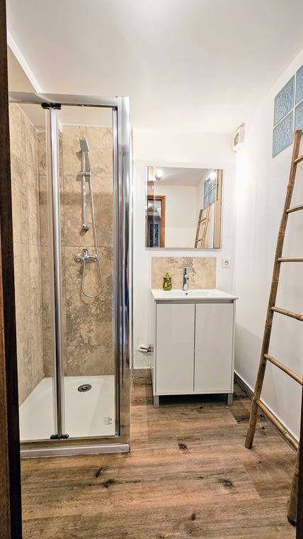 Salle de bain après rénovation locatif