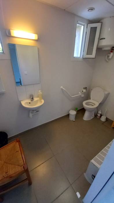 Salle d'eau avant rénovation locatif