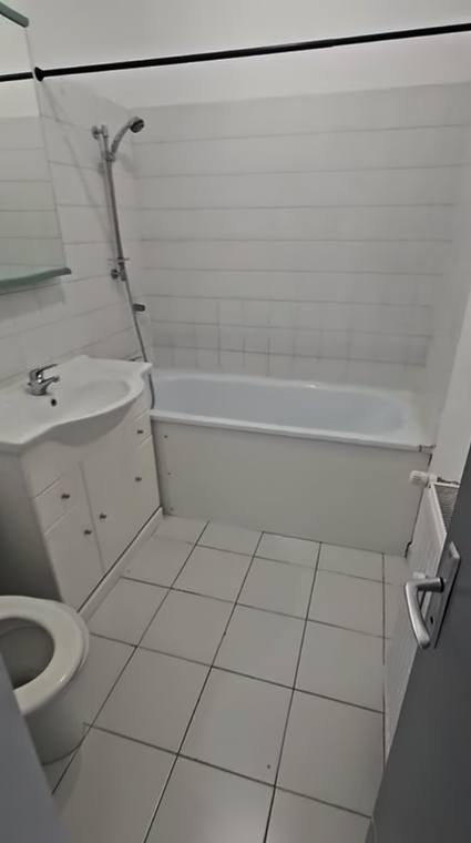 Salle de bain avant rénovation